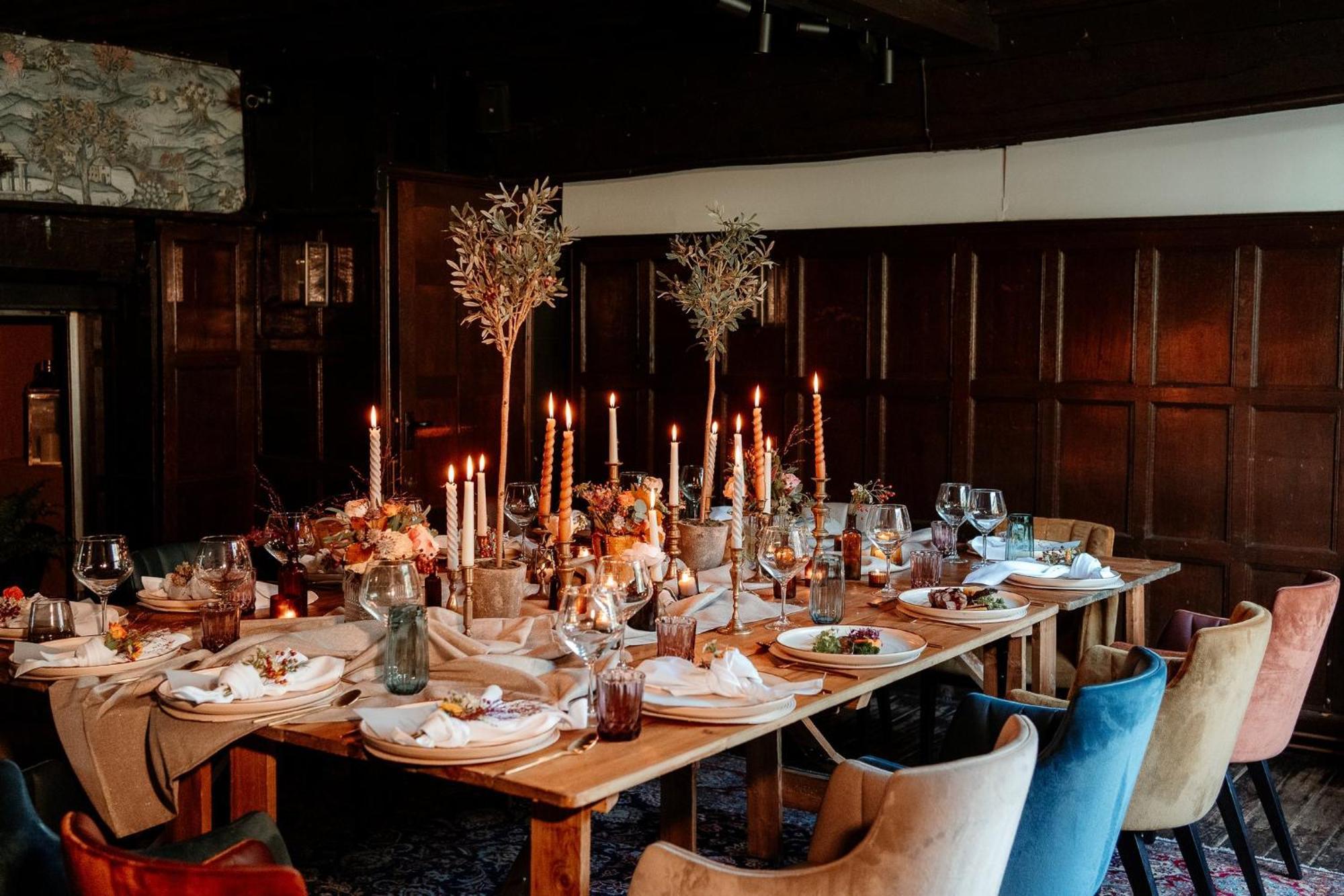 Voco Lythe Hill Hotel & Spa By Ihg Haslemere Buitenkant foto
