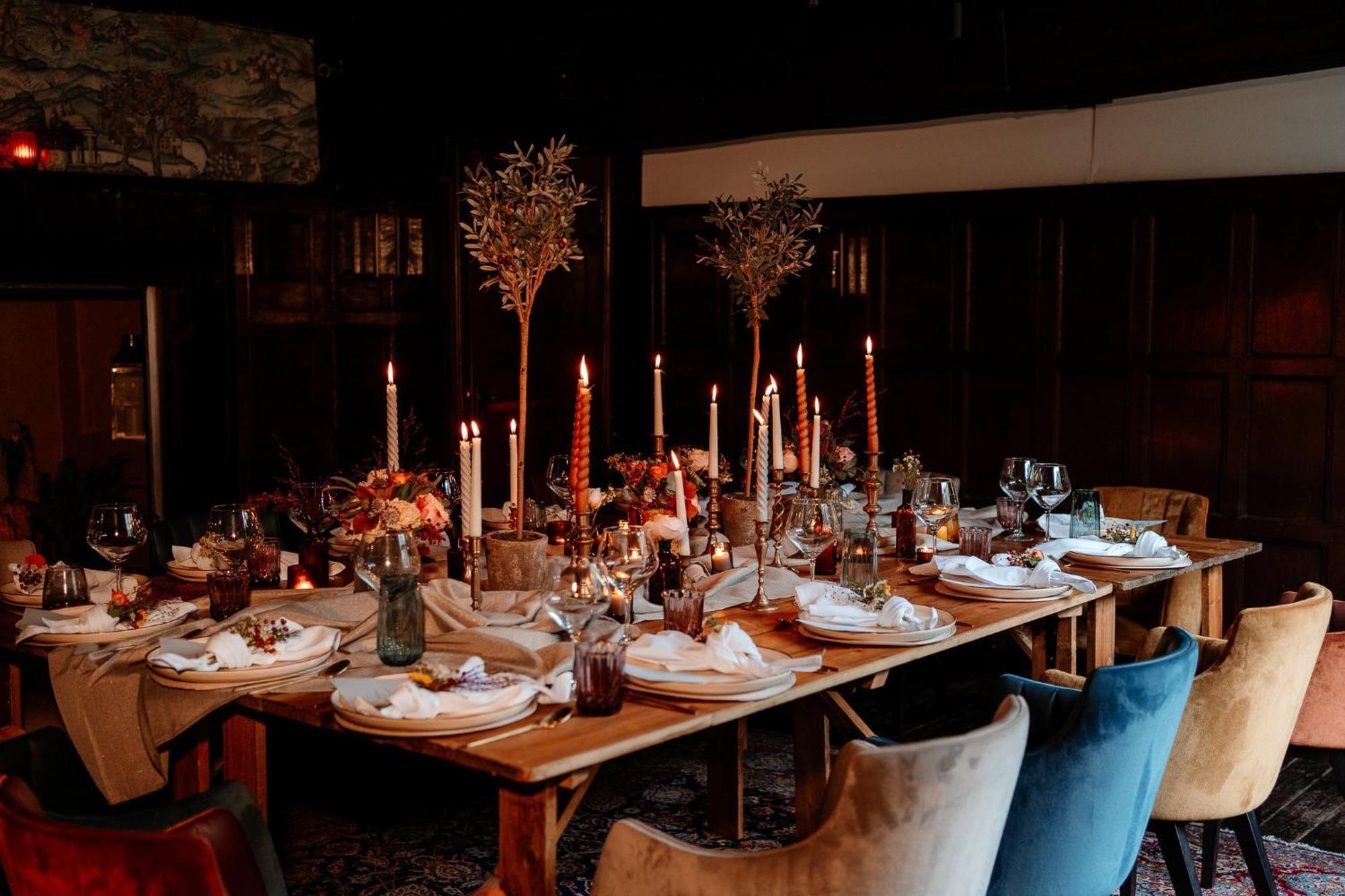 Voco Lythe Hill Hotel & Spa By Ihg Haslemere Buitenkant foto