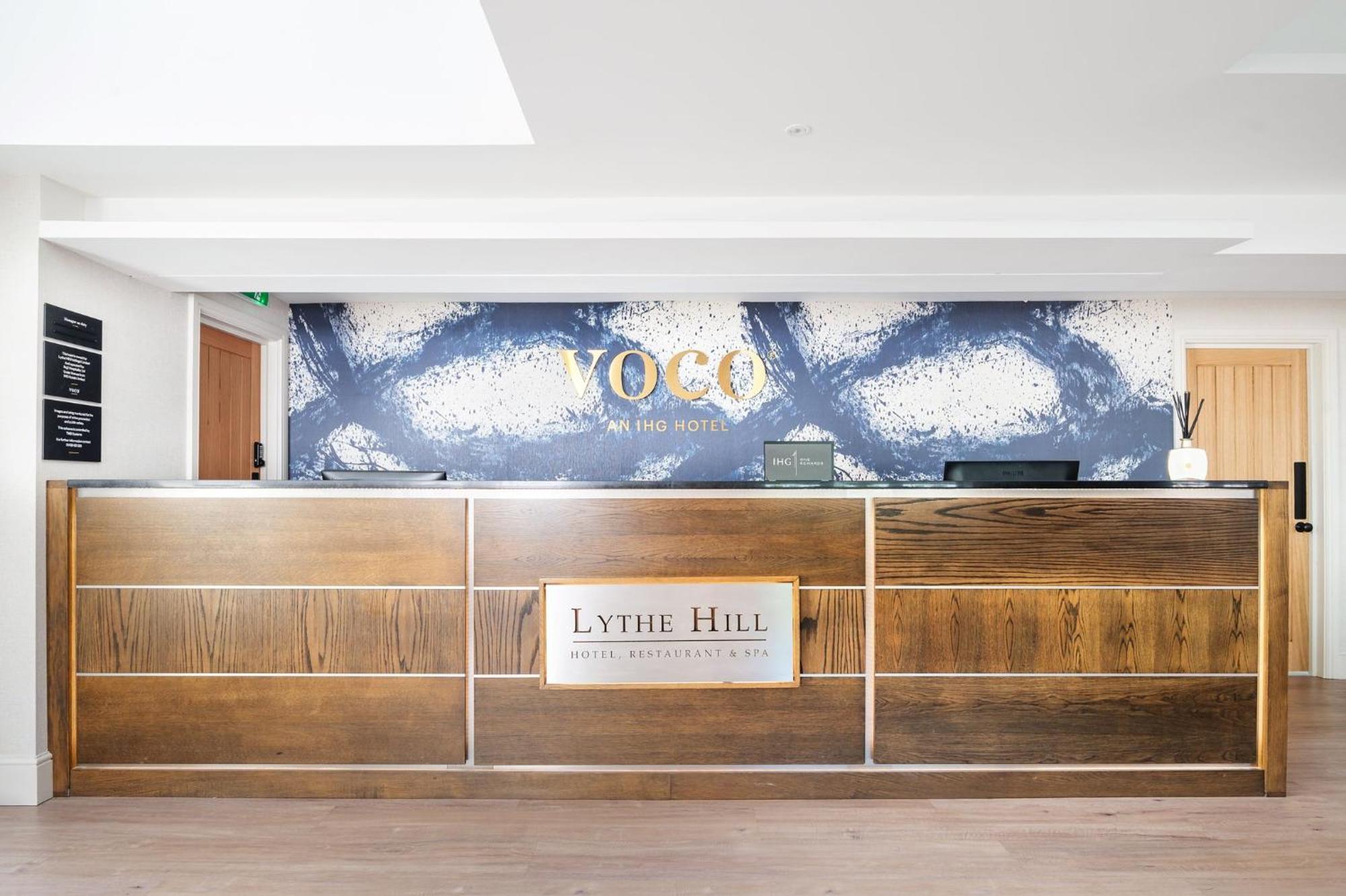 Voco Lythe Hill Hotel & Spa By Ihg Haslemere Buitenkant foto